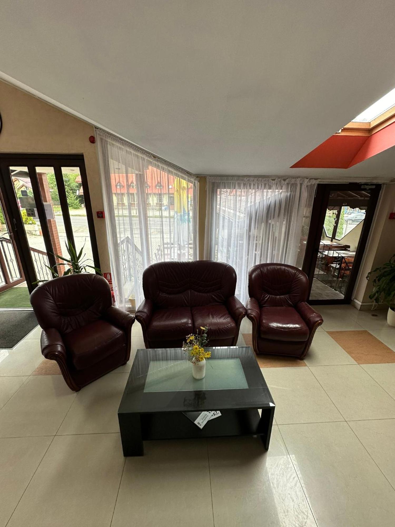 Restaurant Motel Dolorean Săcele Dış mekan fotoğraf