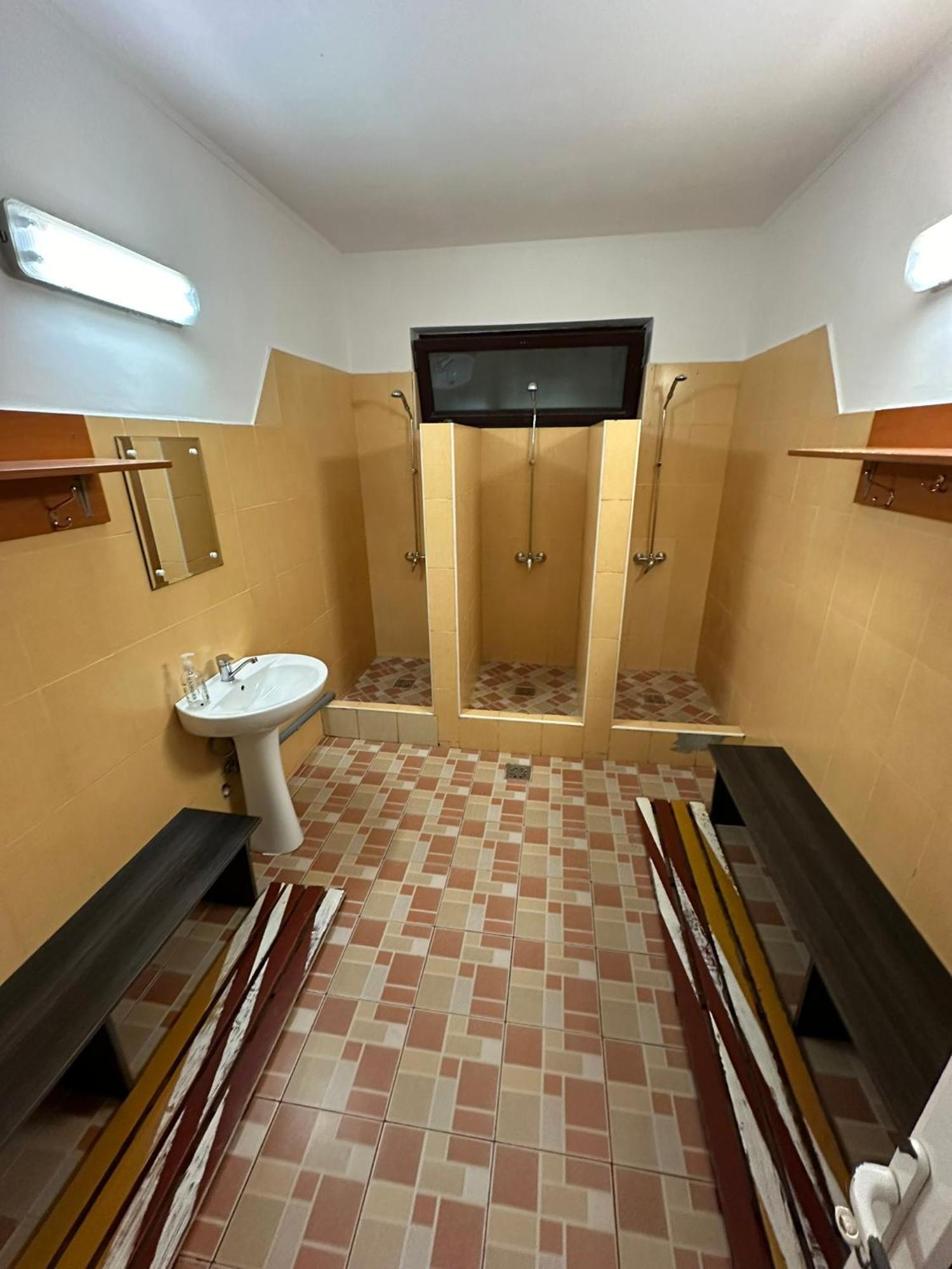 Restaurant Motel Dolorean Săcele Dış mekan fotoğraf